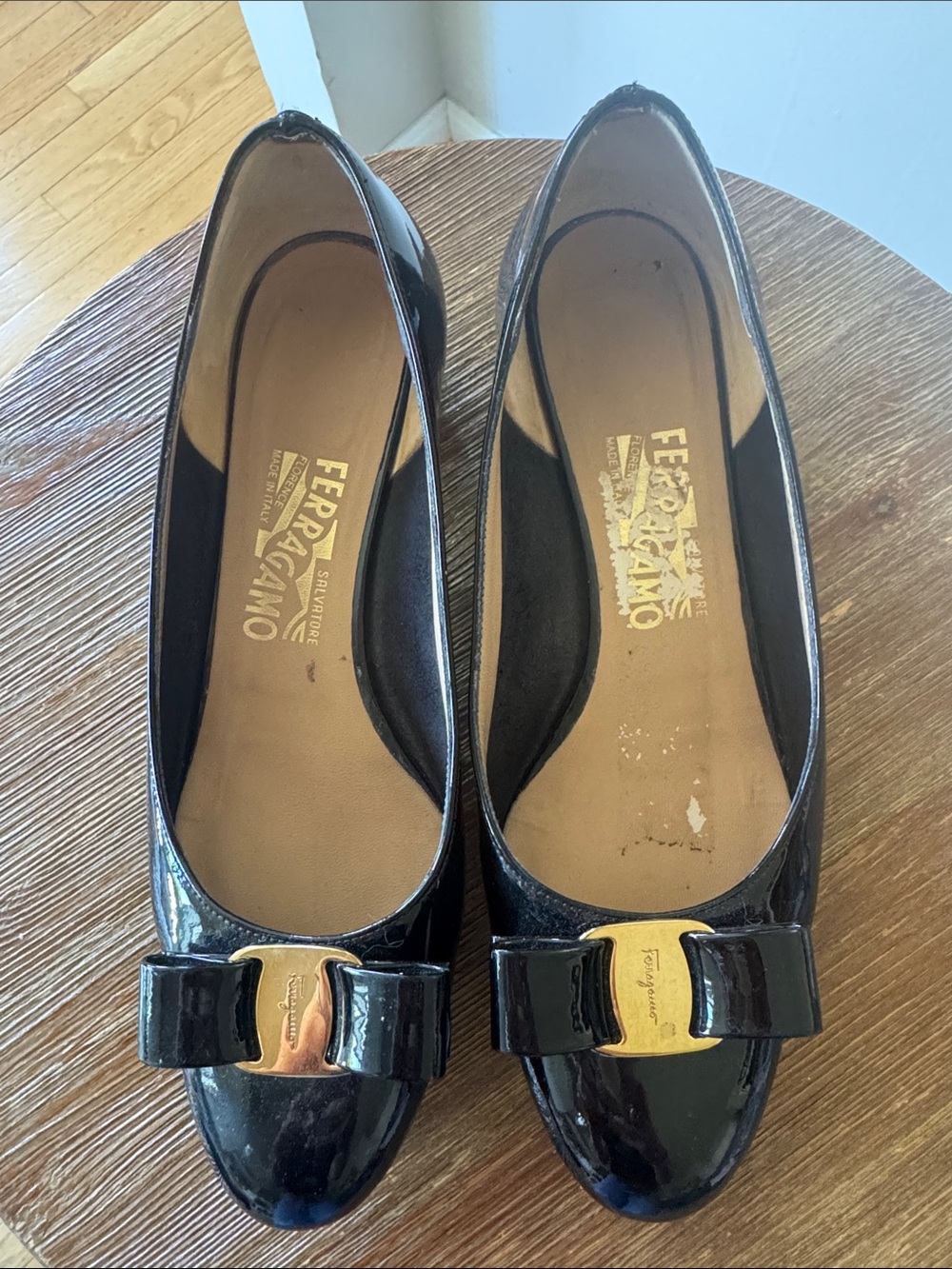 Salvatore Ferragamo Black Patent Vara Bow Flats with Gold Logo Plaque Size 8